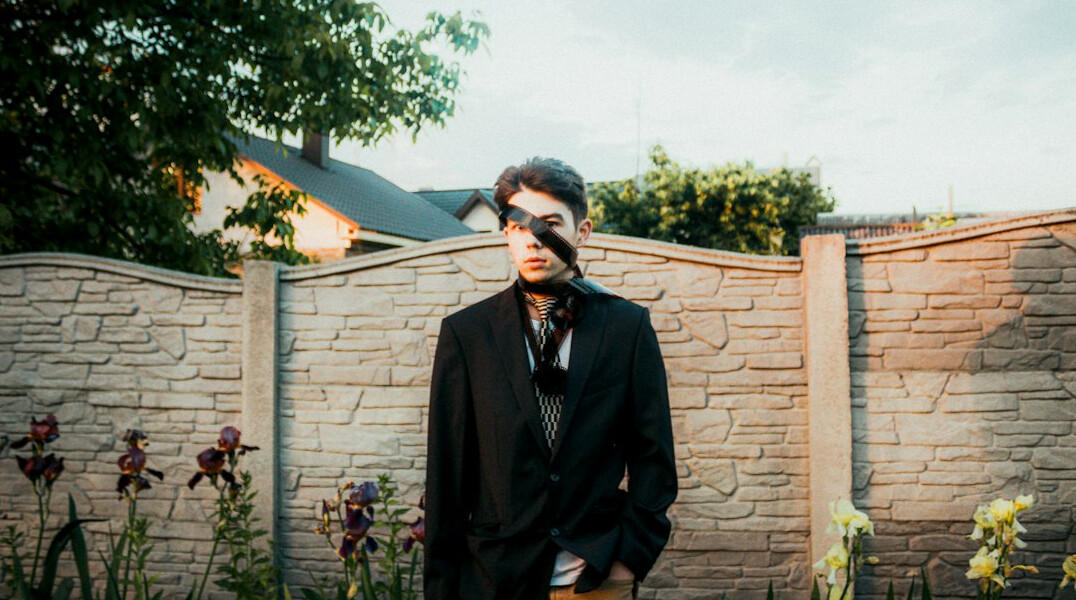 Portrait of a confident man in a suit